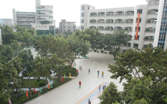 宝城小学